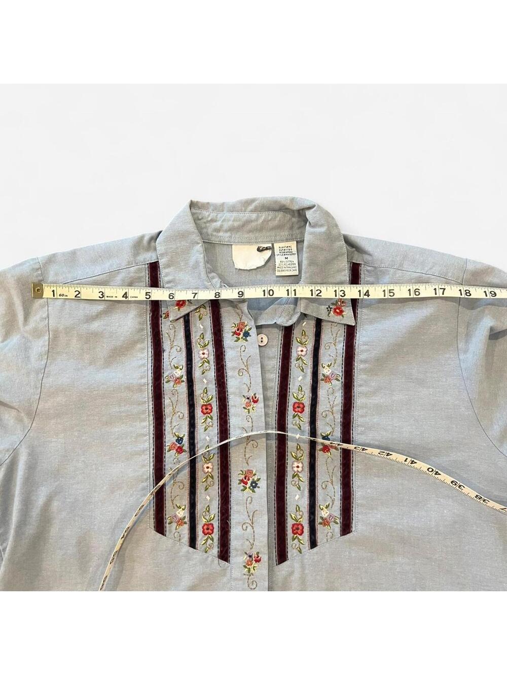 Vintage 90’s Embroidered Floral Button Up Shirt Cottagecore Boho - Picture 4 of 6
